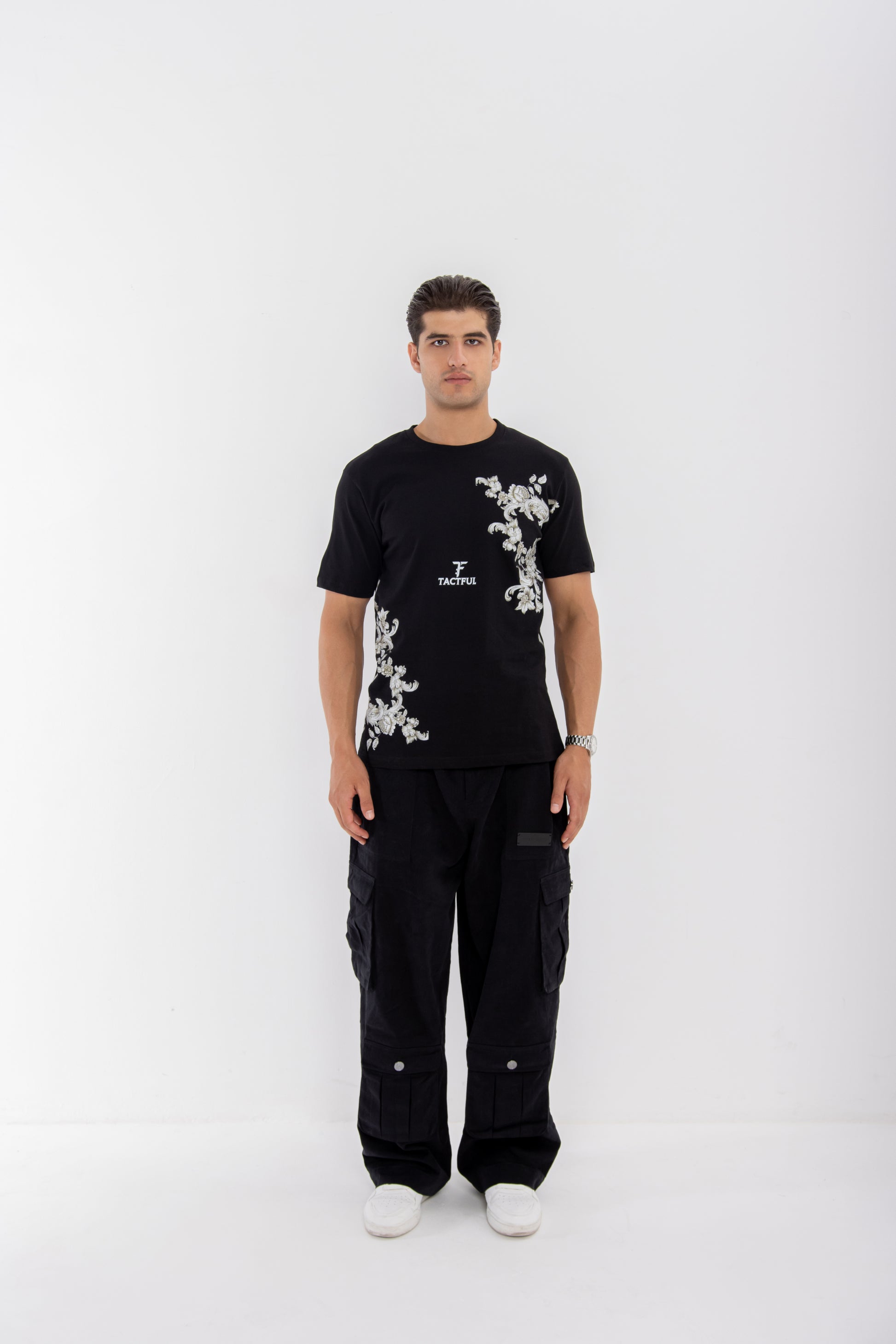 FLORAL BLACK REGULAR