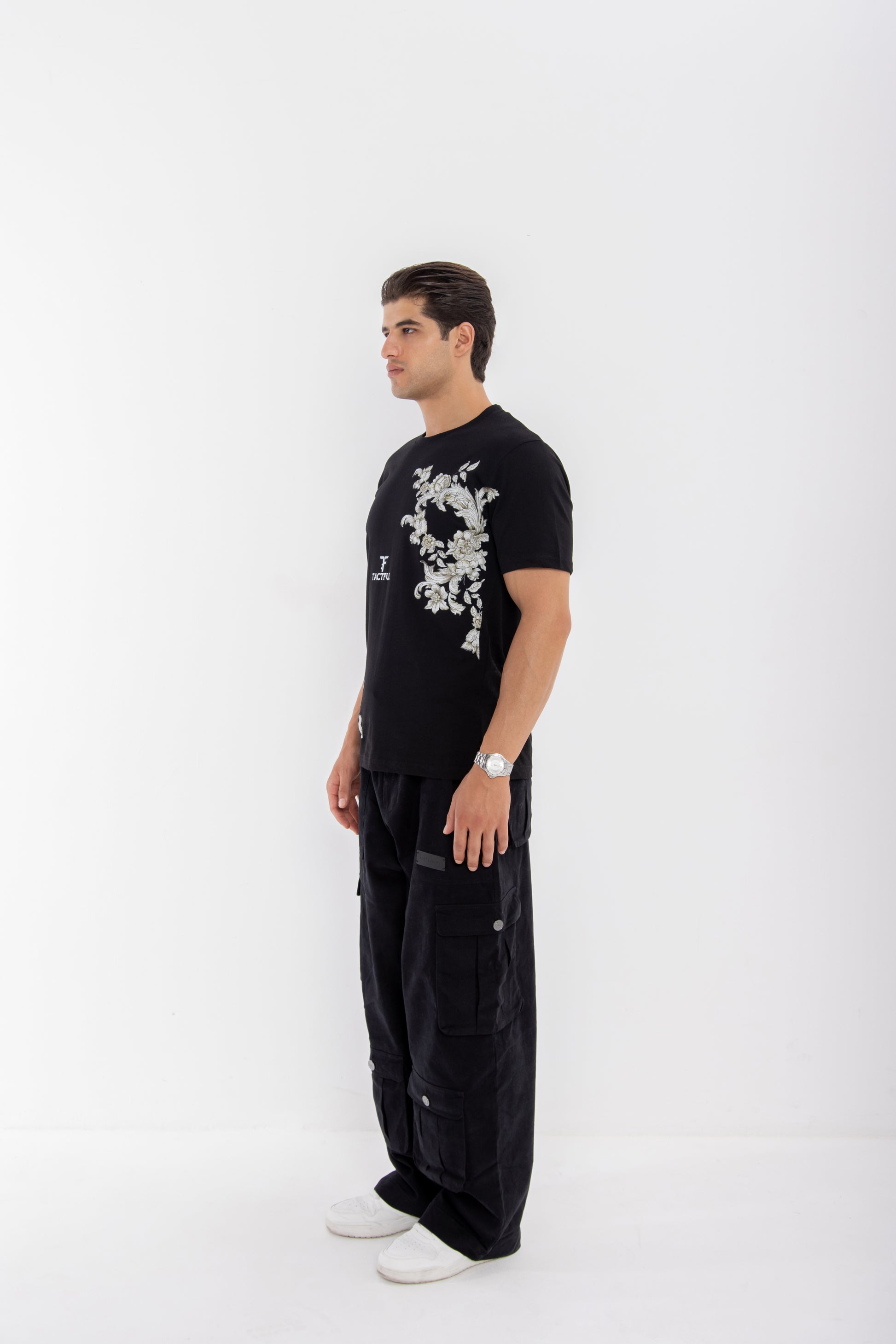 FLORAL BLACK REGULAR