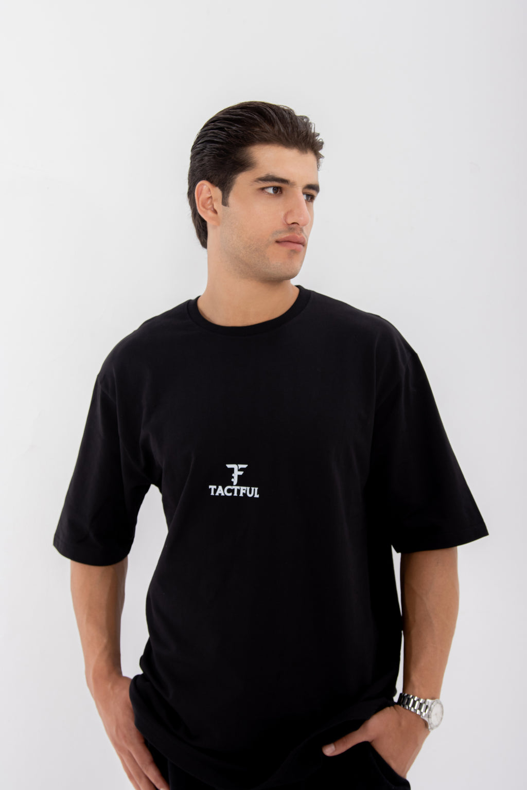 BLACK OVERSIZED